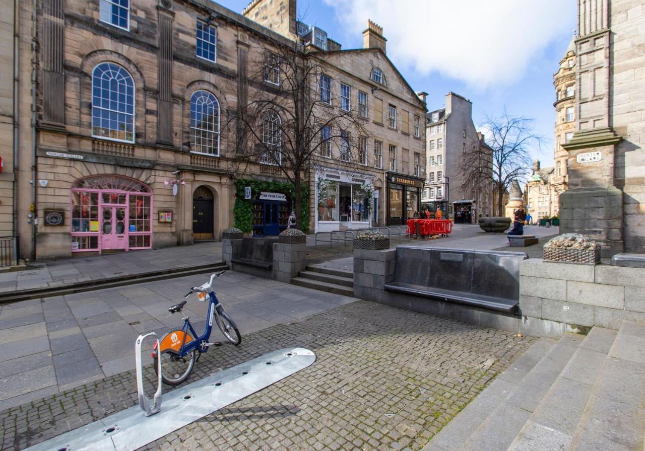 Apartamento Blair St Scott Apt Old Town Edimburgo Exterior foto